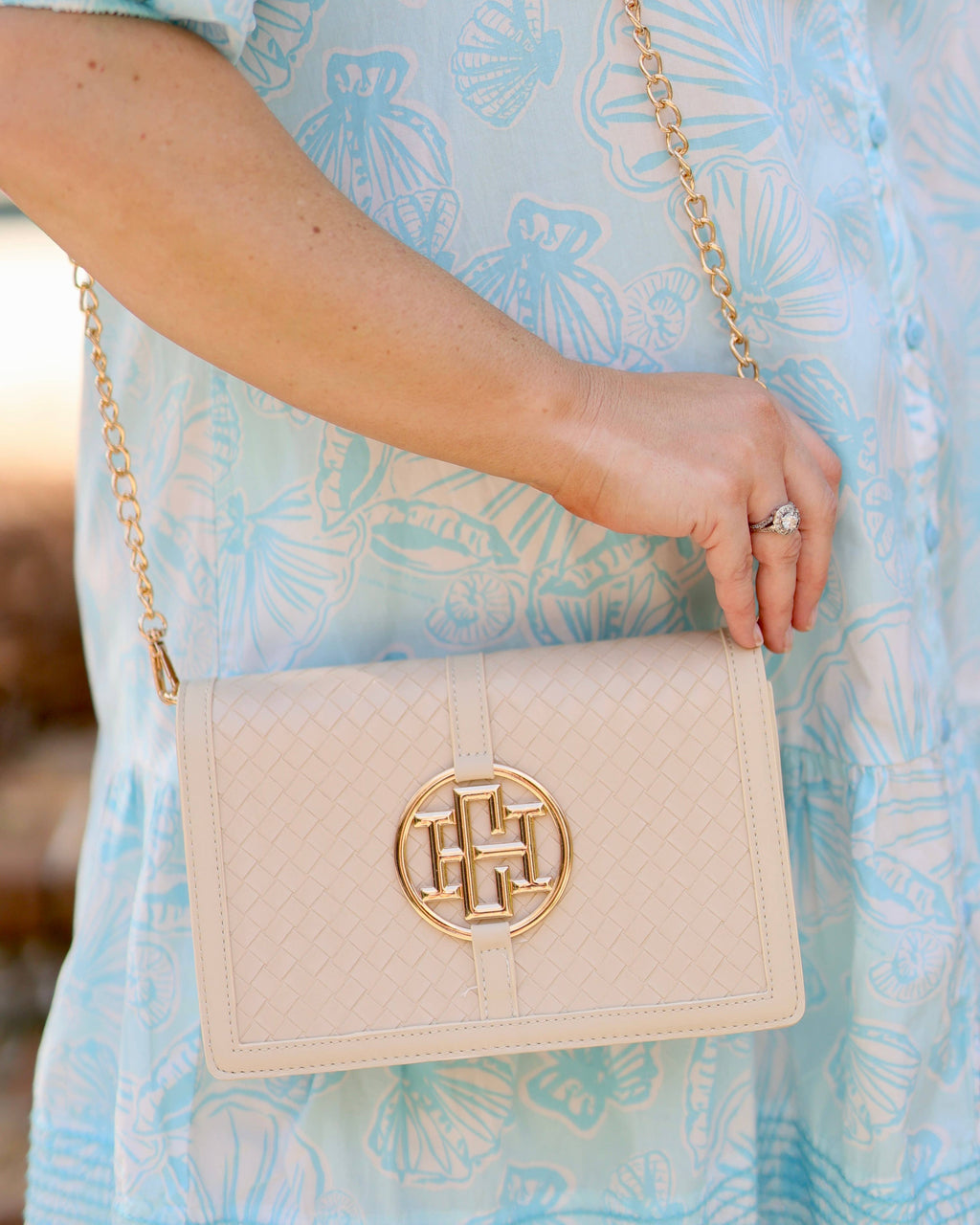 Cecilia Circle Logo Handbag Woven Almond